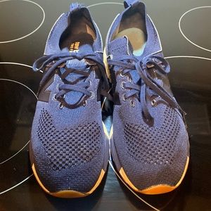 Blue men’s New balance size 9.5